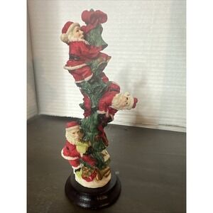 Three Santa Claus On Christmas Tree Figurine Resin. 5" ORN99